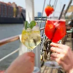 Hotel Alexander Von Humboldt - Schiff Bremen
