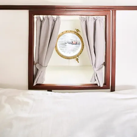 Hotell Alexander Von Humboldt - Schiff Bremen