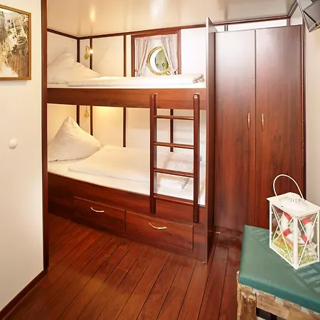 Alexander Von Humboldt - Schiff *