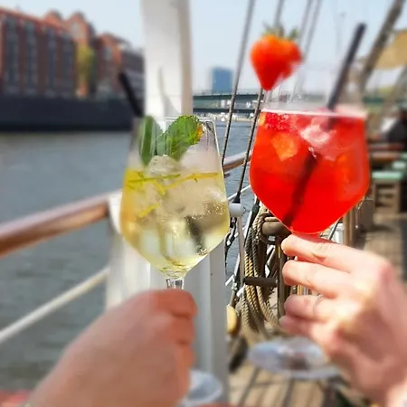 Hotel Alexander Von Humboldt - Schiff Bremen