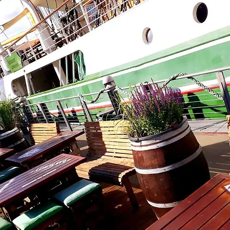 Hotel Alexander Von Humboldt - Schiff Bremen