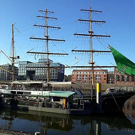 Hotel Alexander Von Humboldt - Schiff Brema