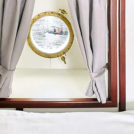 Hotel Alexander Von Humboldt - Schiff Brema