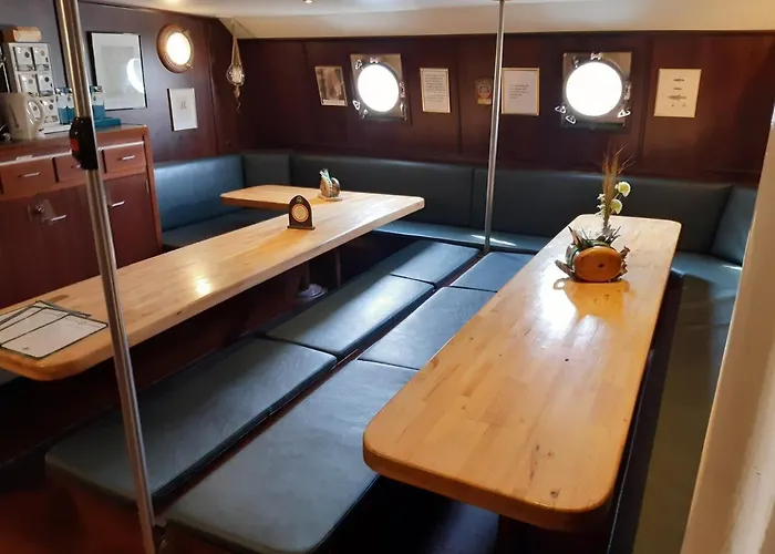 Alexander Von Humboldt - Schiff Hotel