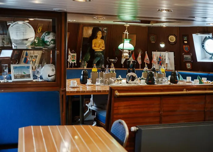 Hotel Alexander Von Humboldt - Schiff *